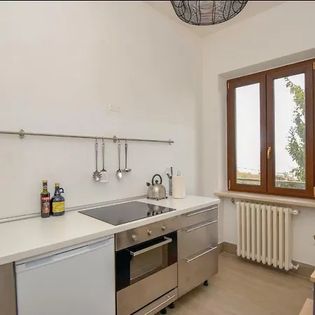 Acrobata Apartman