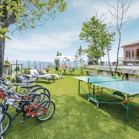 Acrobata Apartman